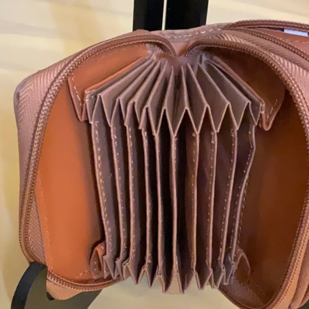 Source Unknown Brown Key & Card Holder with Zipper Closure